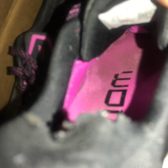 Well Worn Women's Size 7 Running Shoes - Picture 7 of 7